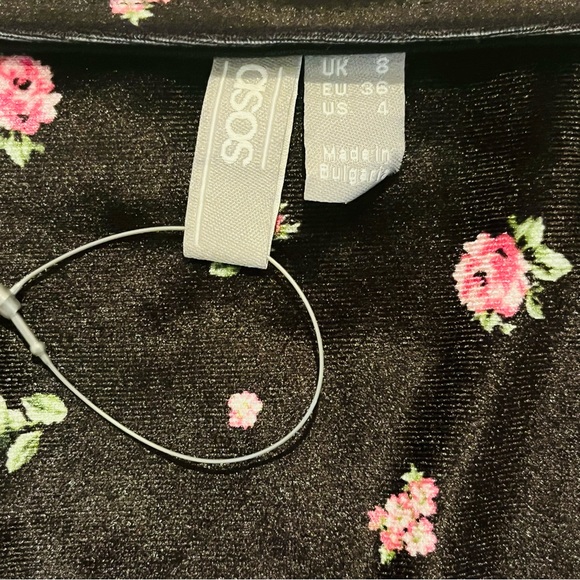 ASOS Design | Black Velvet Floral Printed Mini Dress | Size M | NWOT - Picture 13 of 14